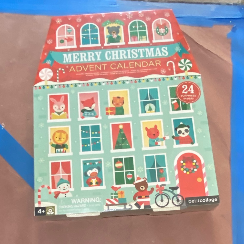 Petit Collage Christmas Pop Out Advent Calender - Picture 4 of 7